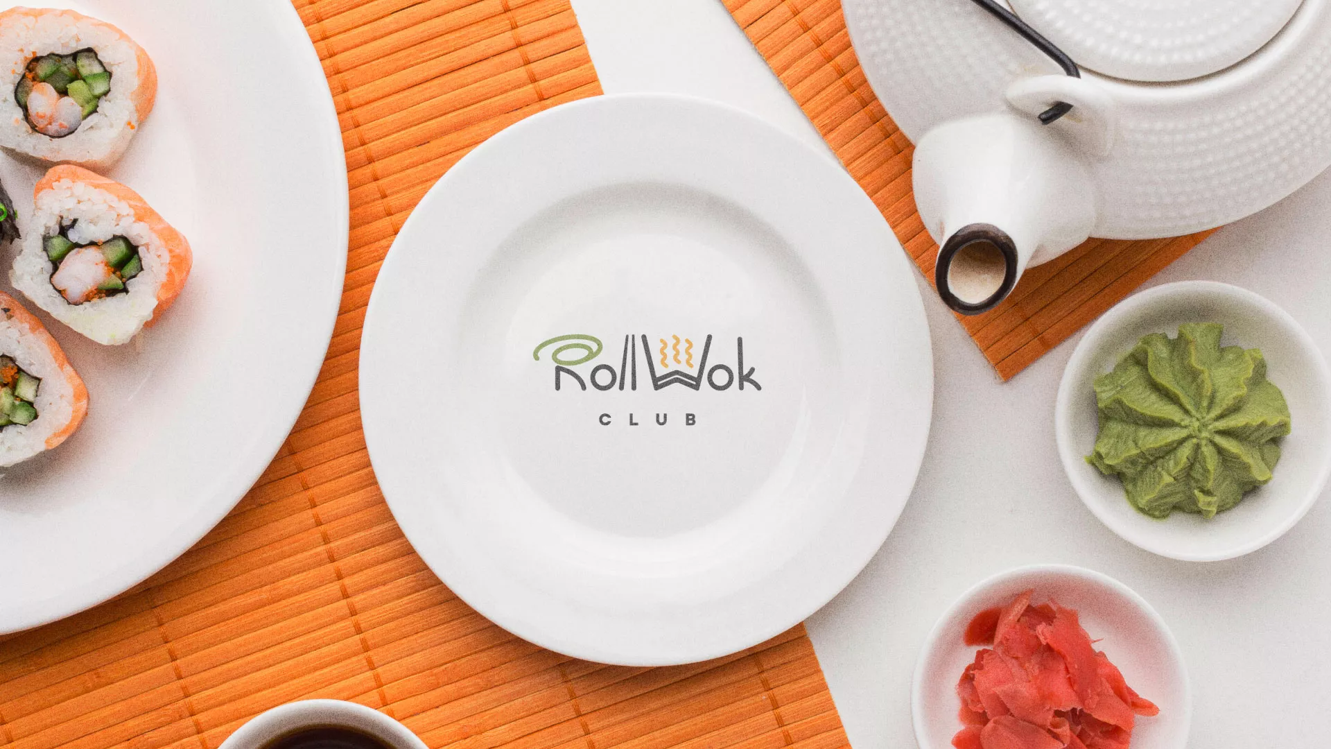 Разработка логотипа и фирменного стиля в Мегионе для суши-бара «Roll Wok Club» Разработка логотипа и фирменного стиля в Мегионе для суши-бара «Roll Wok Club»